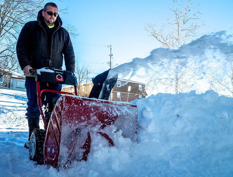 MidMissouri crews preparing for another round of winter weather