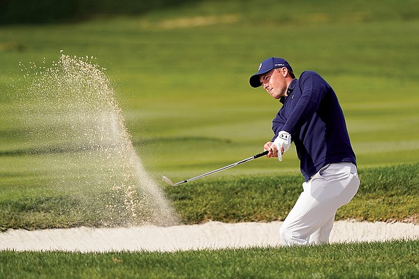 Spieth goes from cliff's edge to contention at Pebble Beach - Vimarsana News