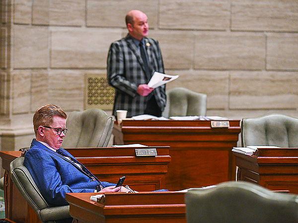 Filibuster of Missouri congressional redistricting plan passes 26-hour mark - Vimarsana News