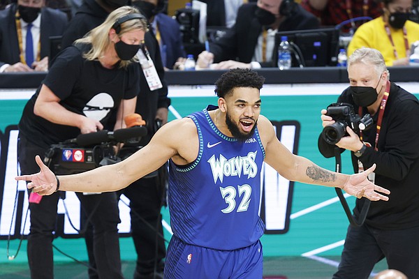 Center of attention: Towns wins All-Star 3-Point Contest - Vimarsana News