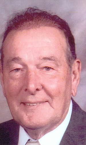 Photo of Lester Stokes