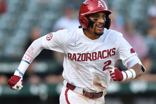 WholeHogSports - Hogs baseball team heads west for early test