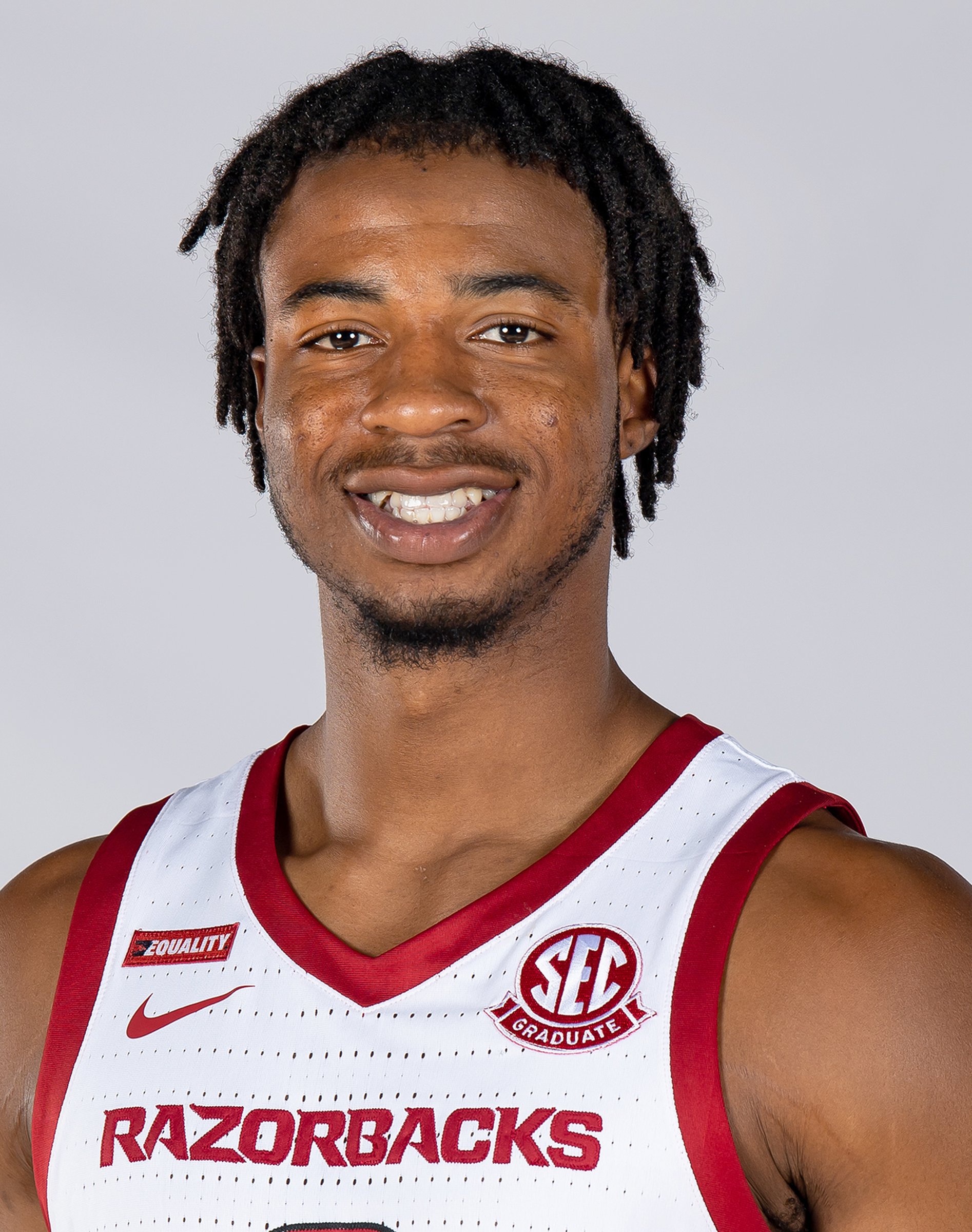 Walton Arena crowds spur Hogs to 17-1 home mark this season - Vimarsana News