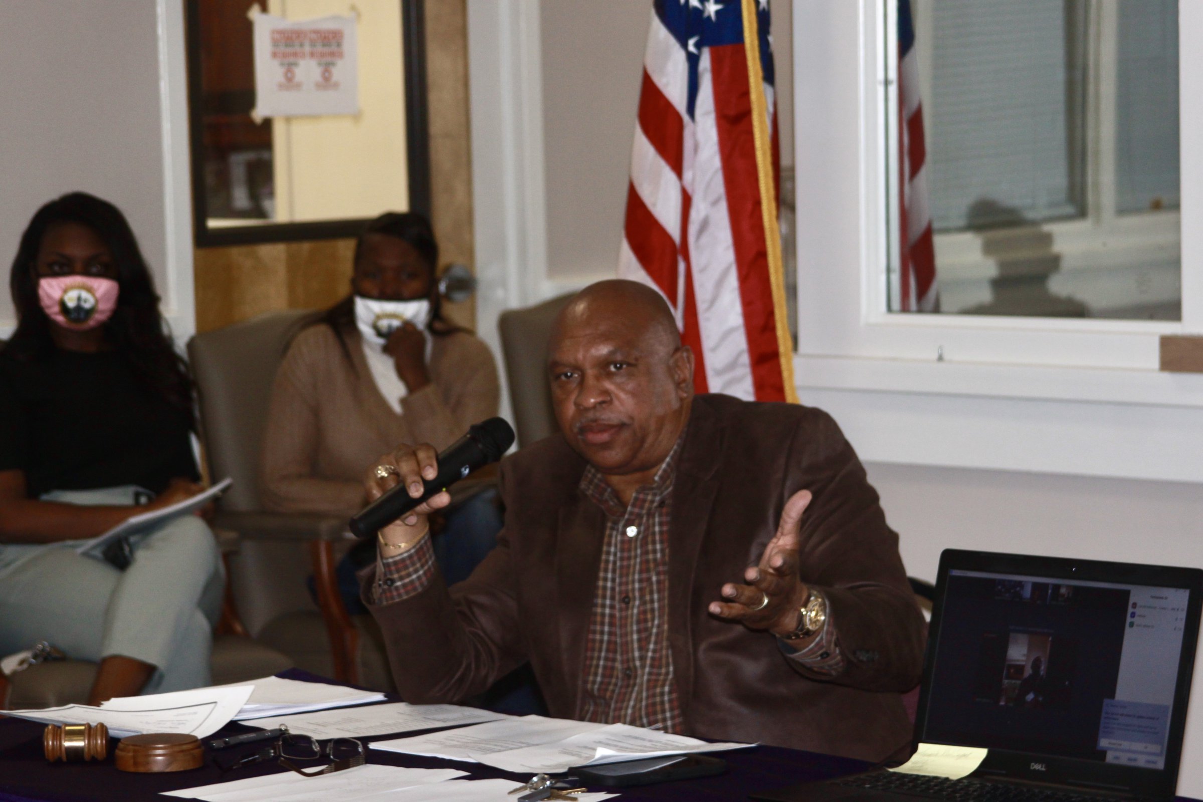 Sick-leave measure goes to county