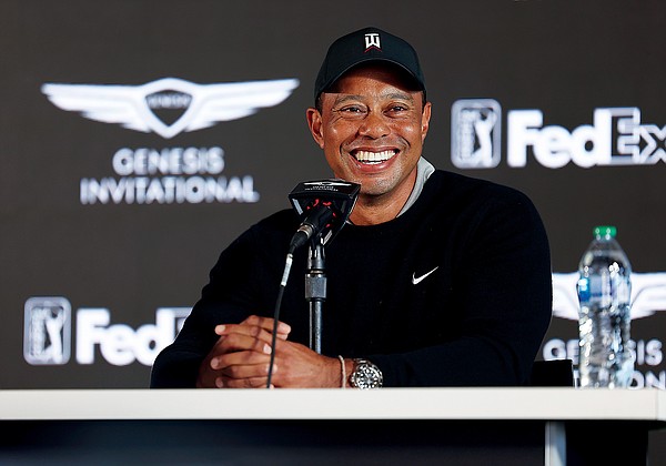 Woods beats out Mickelson for $8 million PGA prize - Vimarsana News