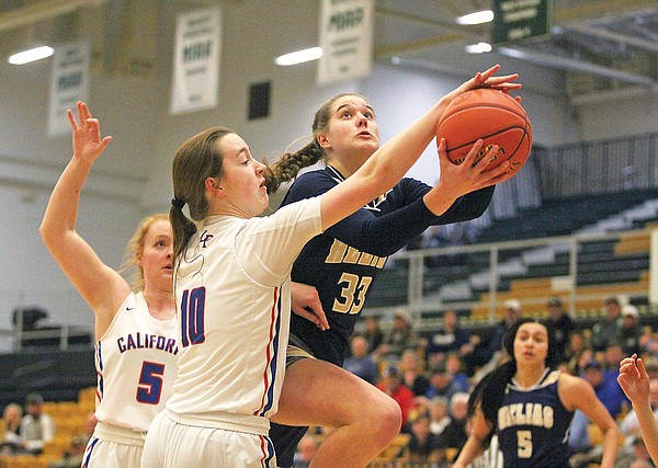 Helias uses quick start to top California in Class 4 sectional - Vimarsana News