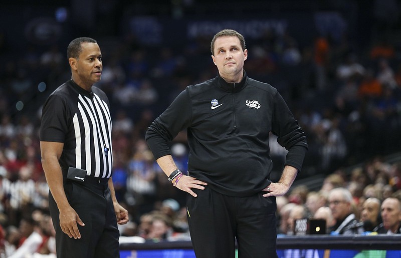 LSU Coach Will Wade Shotclock question led to technical Northwest