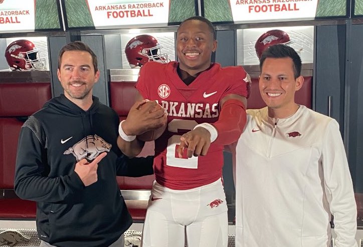 Elite QB has 'amazing' Arkansas visit - Vimarsana News