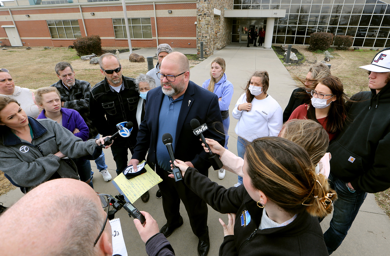 Prosecutor reflects on former deputy's case - Vimarsana News