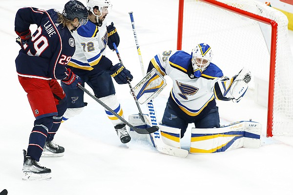 Blues' Tarasenko out against Blue Jackets because of illness