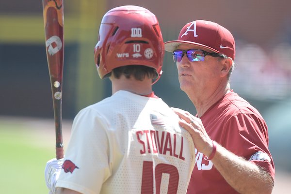 Bulldogs avoid sweep, beat Razorbacks in 12 innings - Vimarsana News