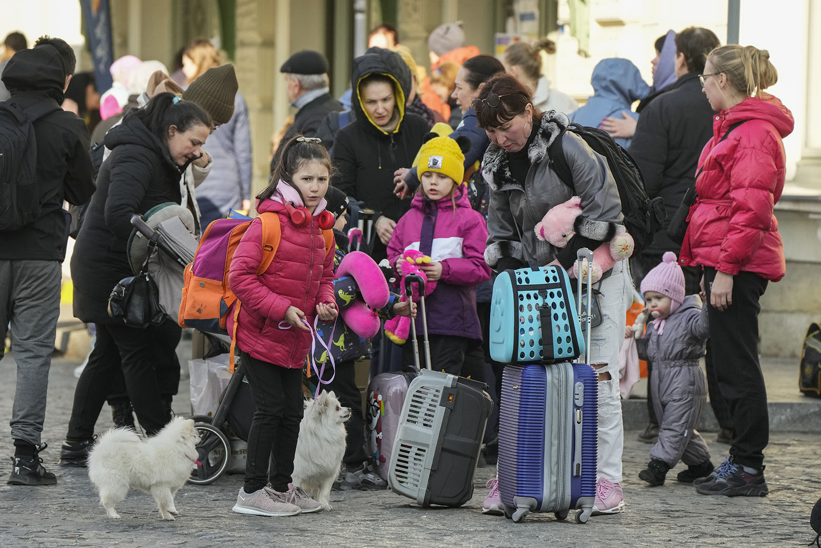 Refugees losing hope for return to war-torn Ukraine - Vimarsana News