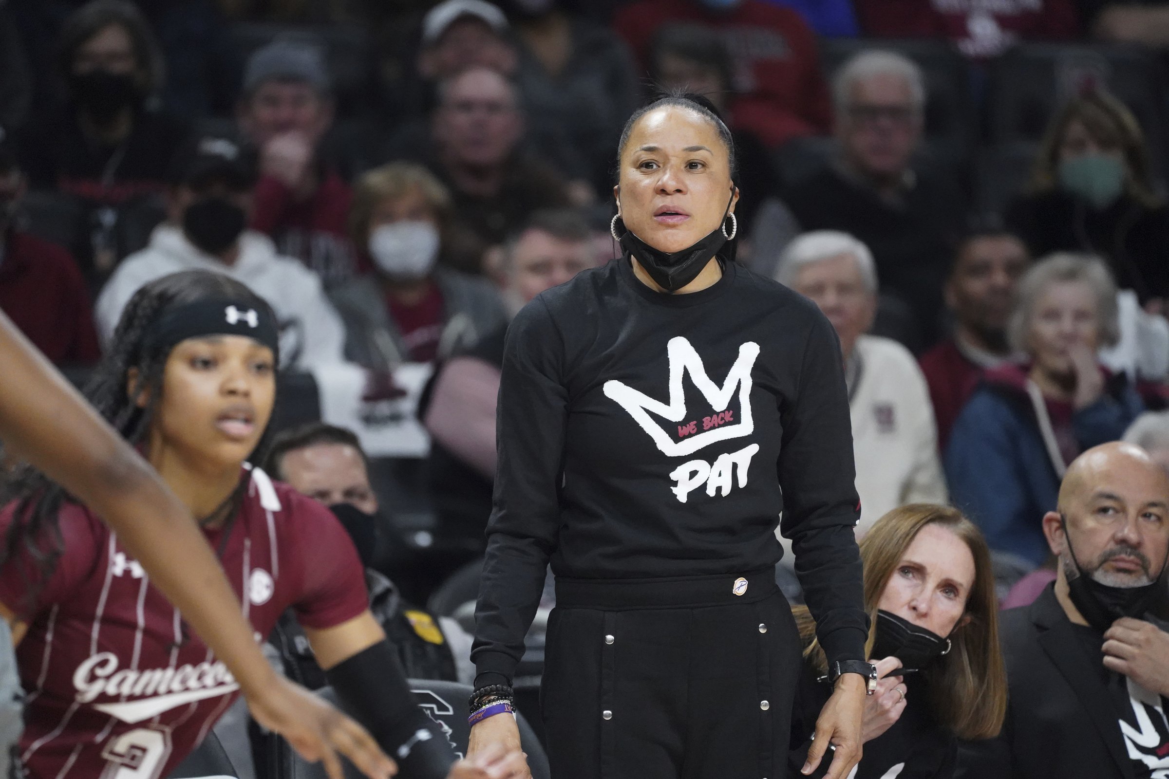 Gamecocks riding high with defense - Vimarsana News