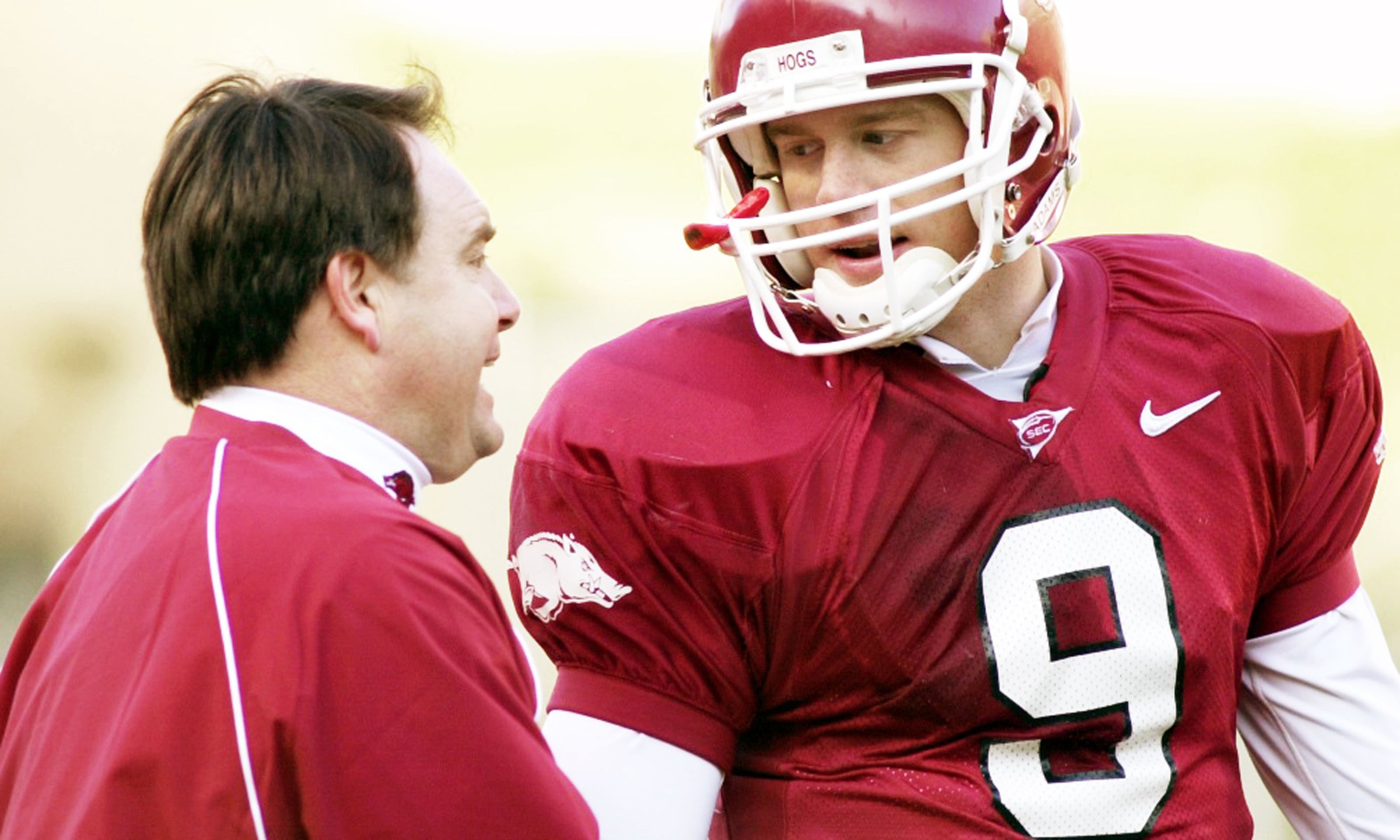 Calm, cool Arkansas QB Matt Jones blossomed in spotlight - Vimarsana News