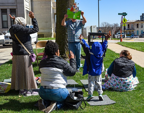 MRRL staff entertained children outdoors Wednesday - Vimarsana News