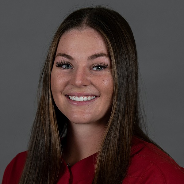 COLLEGE SOFTBALL Hedgecock drives in game-winner for No. 10 Arkansas ...