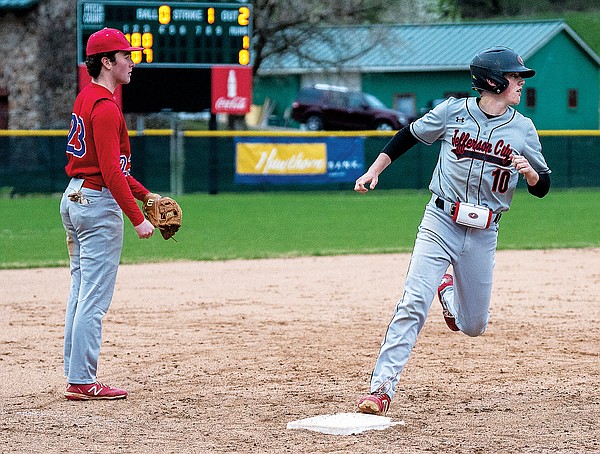 Jays open Classic with two victories - Vimarsana News