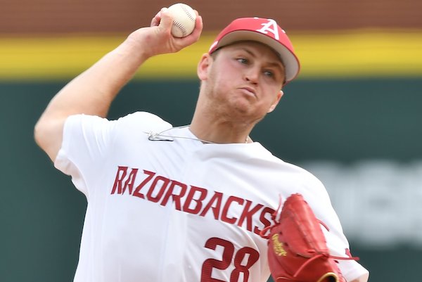 WholeHogSports - Arkansas vs. Indiana: How to watch and listen, pitching  matchup, forecast, team comparisons