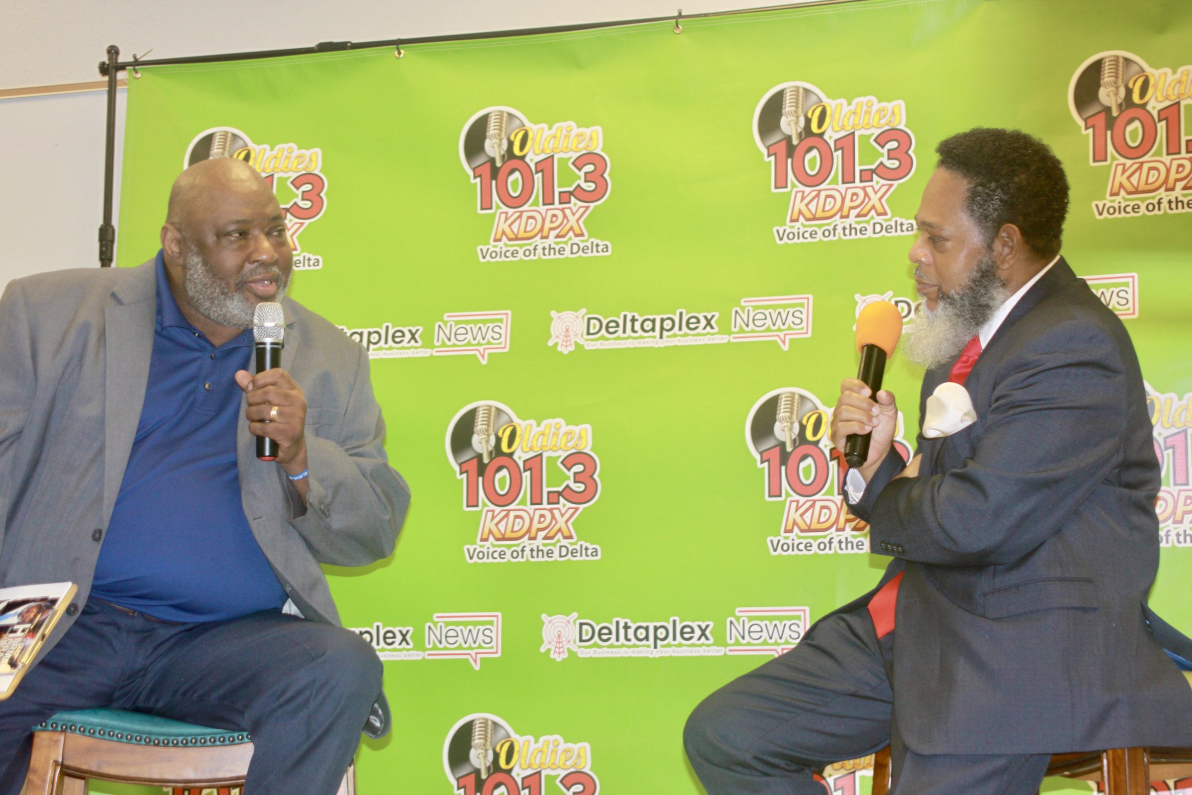 JP candidates tout civic experience