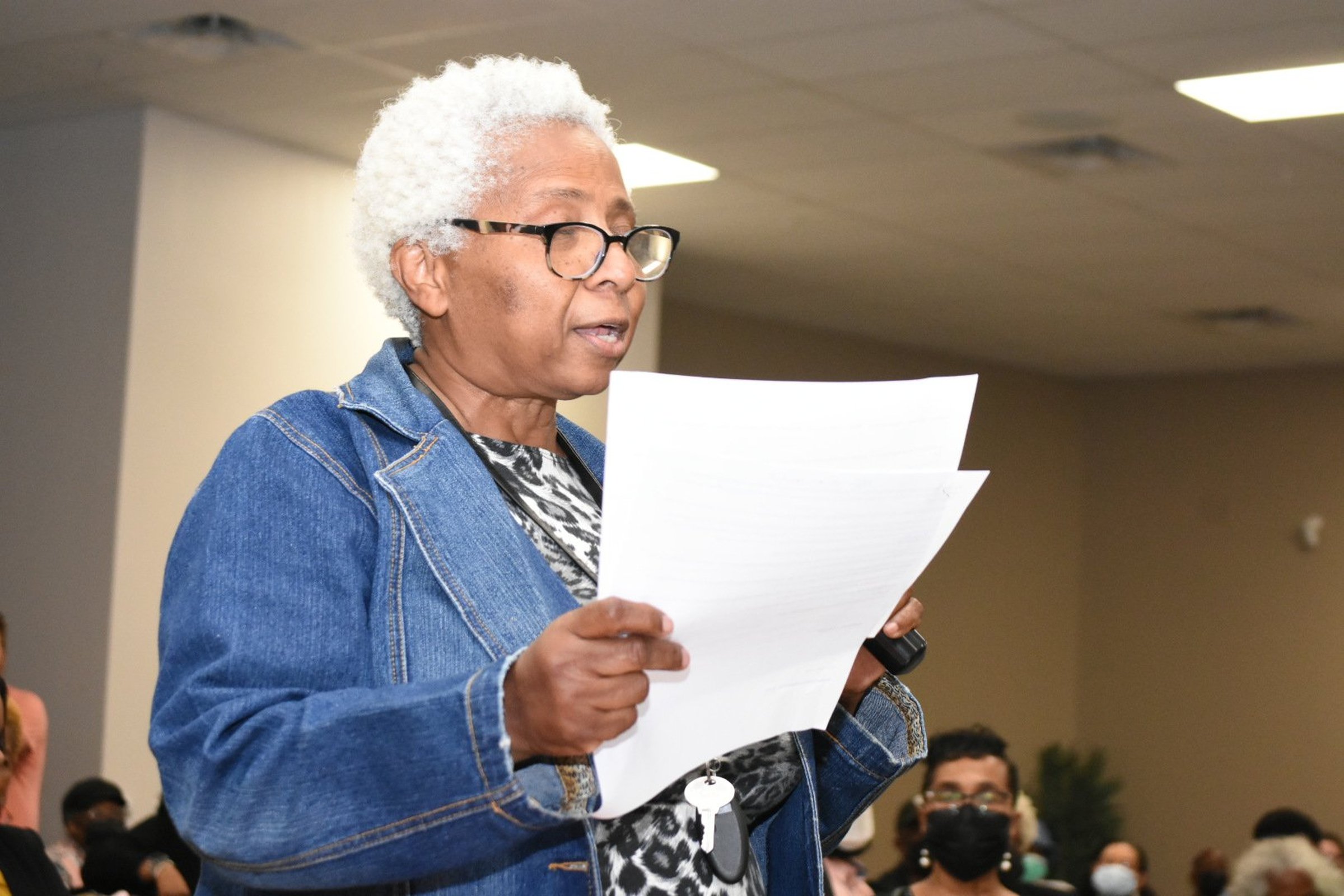 Group of 140 proclaims ‘no confidence’ in superintendent
