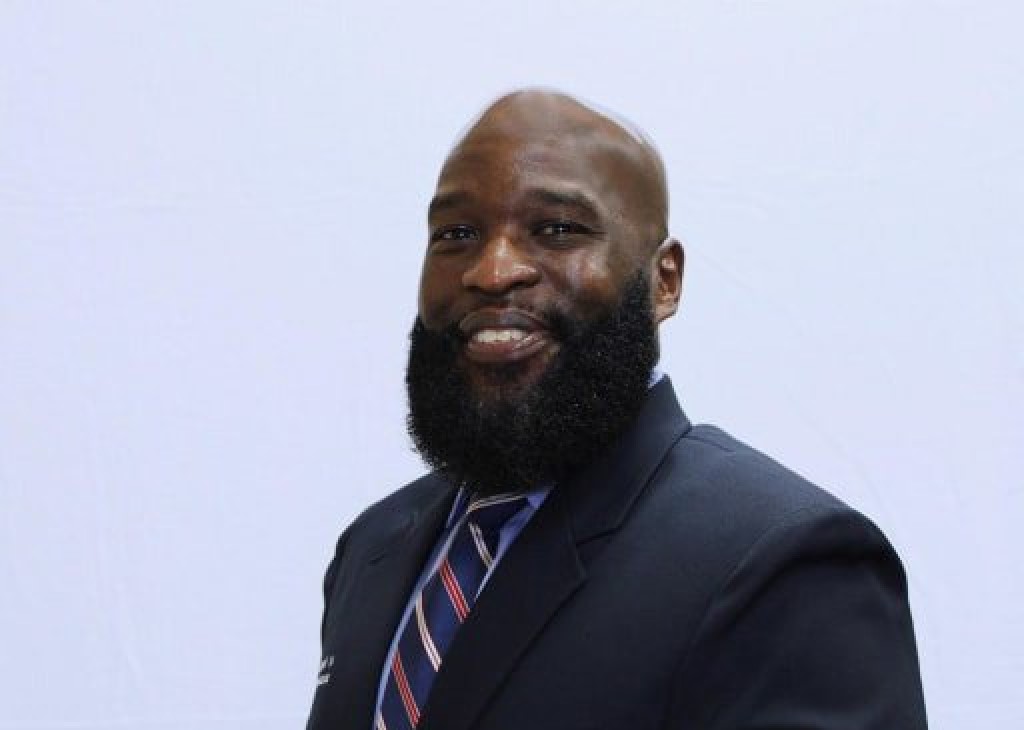 Superintendent candidate says LRSD resources, school board are appealing - Vimarsana News