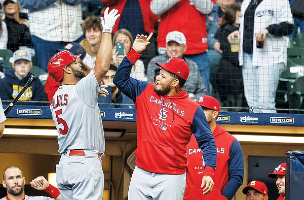 Taylor has key double in seventh as Brewers beat Cardinals - Vimarsana News