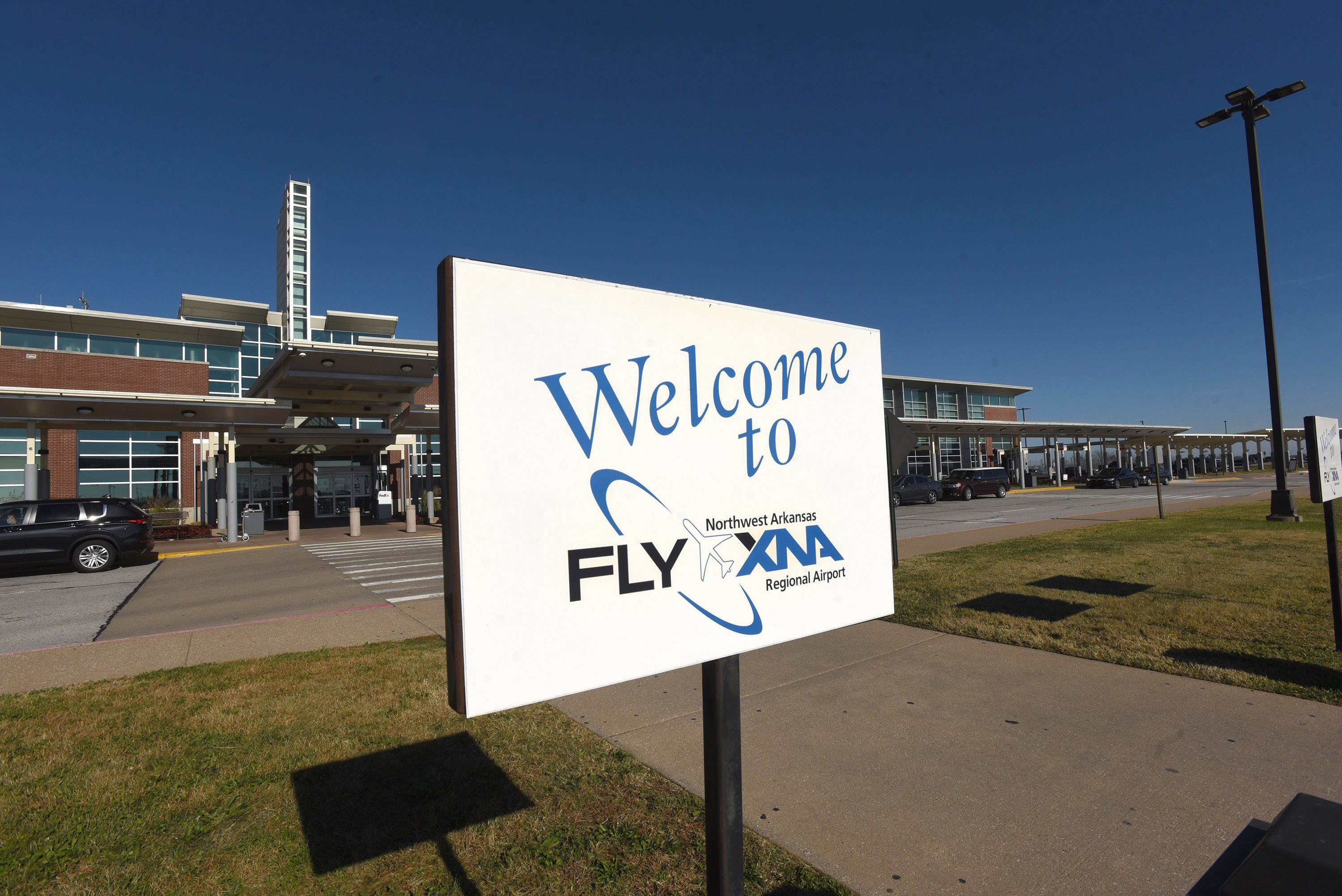 New access road to Northwest Arkansas National Airport approved by federal highway officials - Vimarsana News