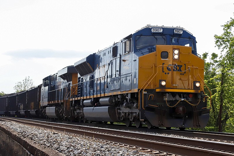 A CSX freight train pulls through McKeesport, Pa., in 2020.
(AP)