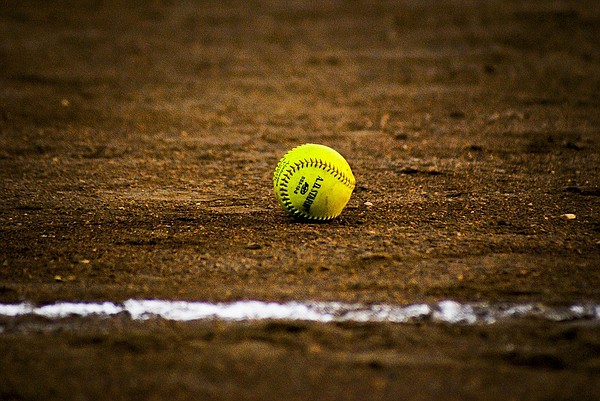 PREP SOFTBALL: Beeman hurls Rogers past Bentonville West - Vimarsana News