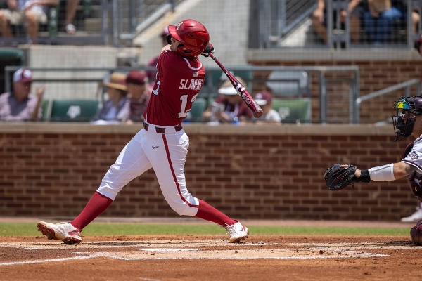 Hogs' rally falls short in rubber match - Vimarsana News
