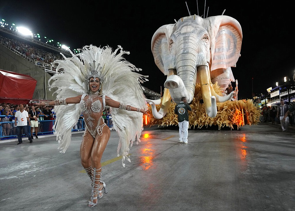 Rio carnival returns as Covid-19 state of emergency lifted - La Prensa  Latina Media