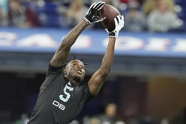 WholeHogSports - 4 former Hogs at Combine