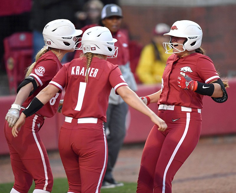 COLLEGE SOFTBALL Freidman delivers in clutch for Arkansas The