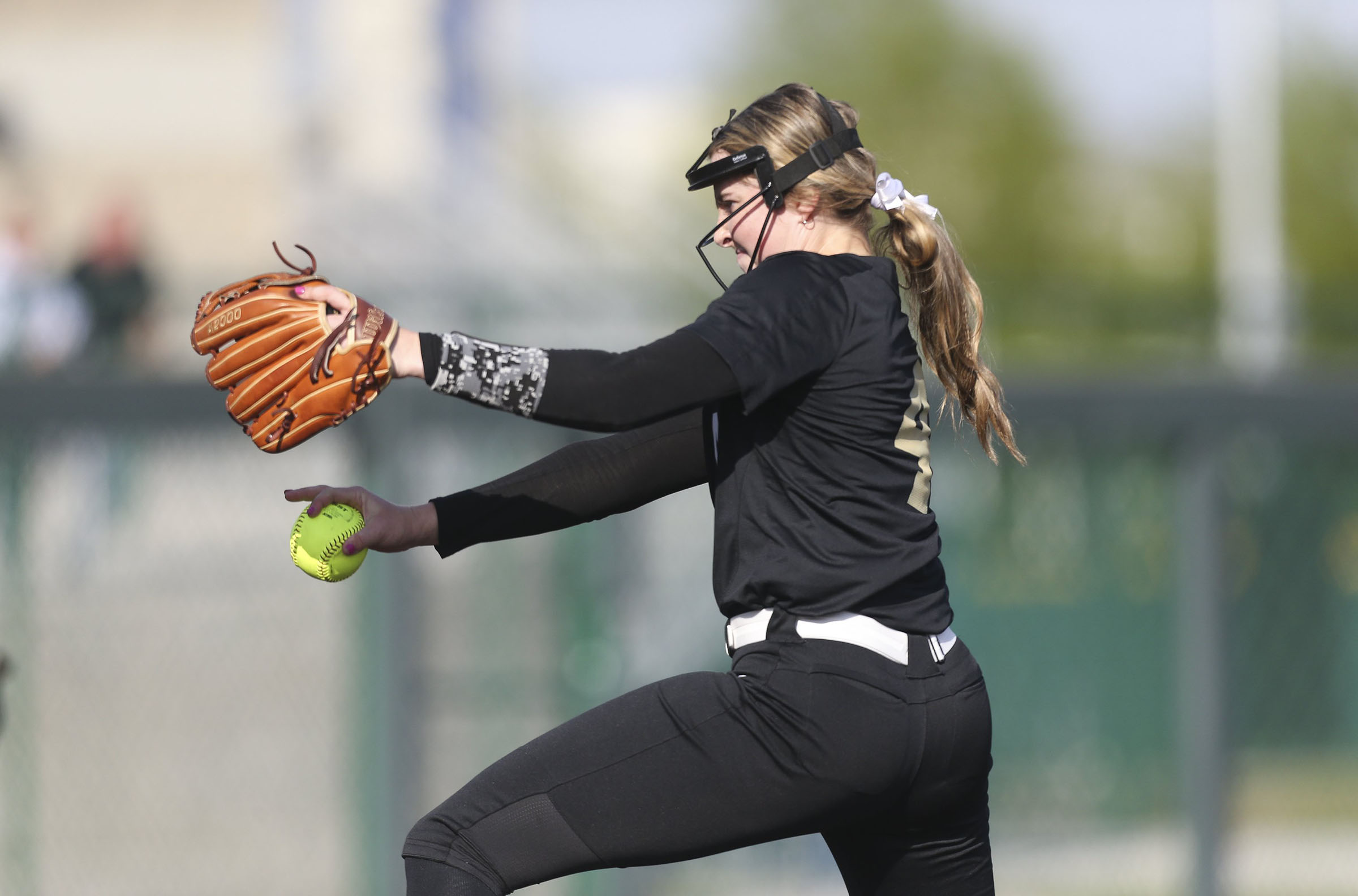 PREP SOFTBALL: Sanders fans 14 in Bentonville's 5-0 shutout win against Rogers - Vimarsana News