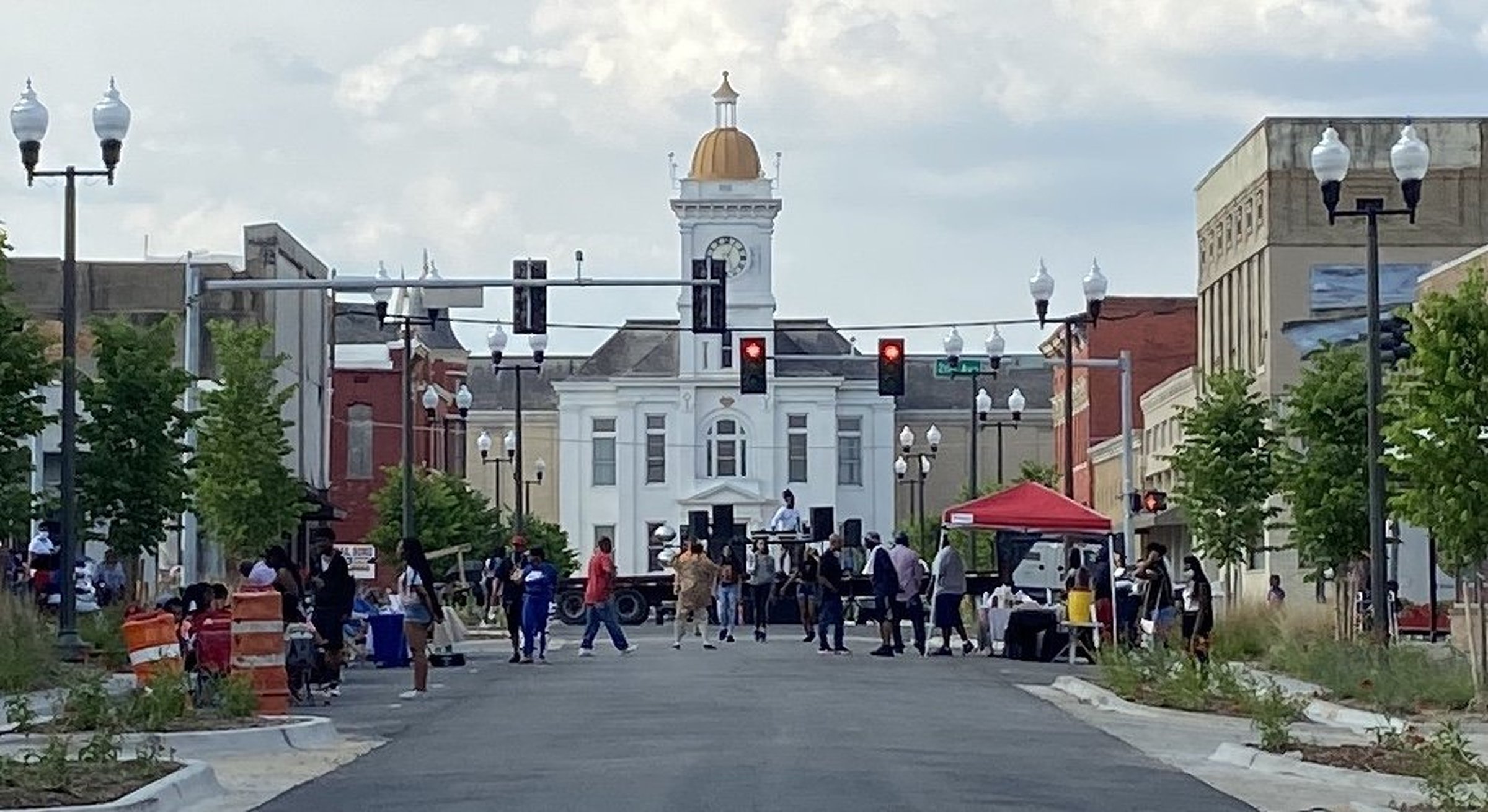 Pop Up in the Bluff highlights fun, economic growth