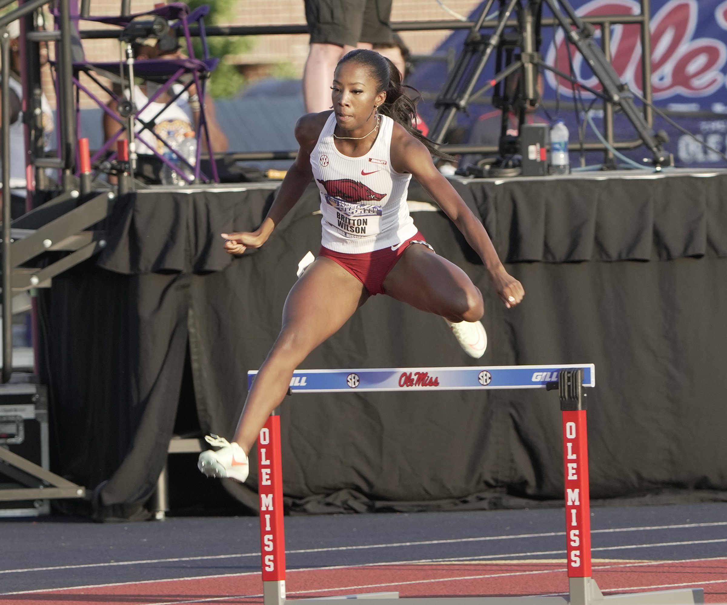 UA men nab Outdoor title - Vimarsana News