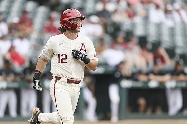 Arkansas-Vanderbilt game suspended until Sunday