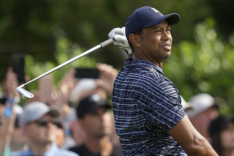 Tiger Woods has a sloppy finish for a 75 in his return in the