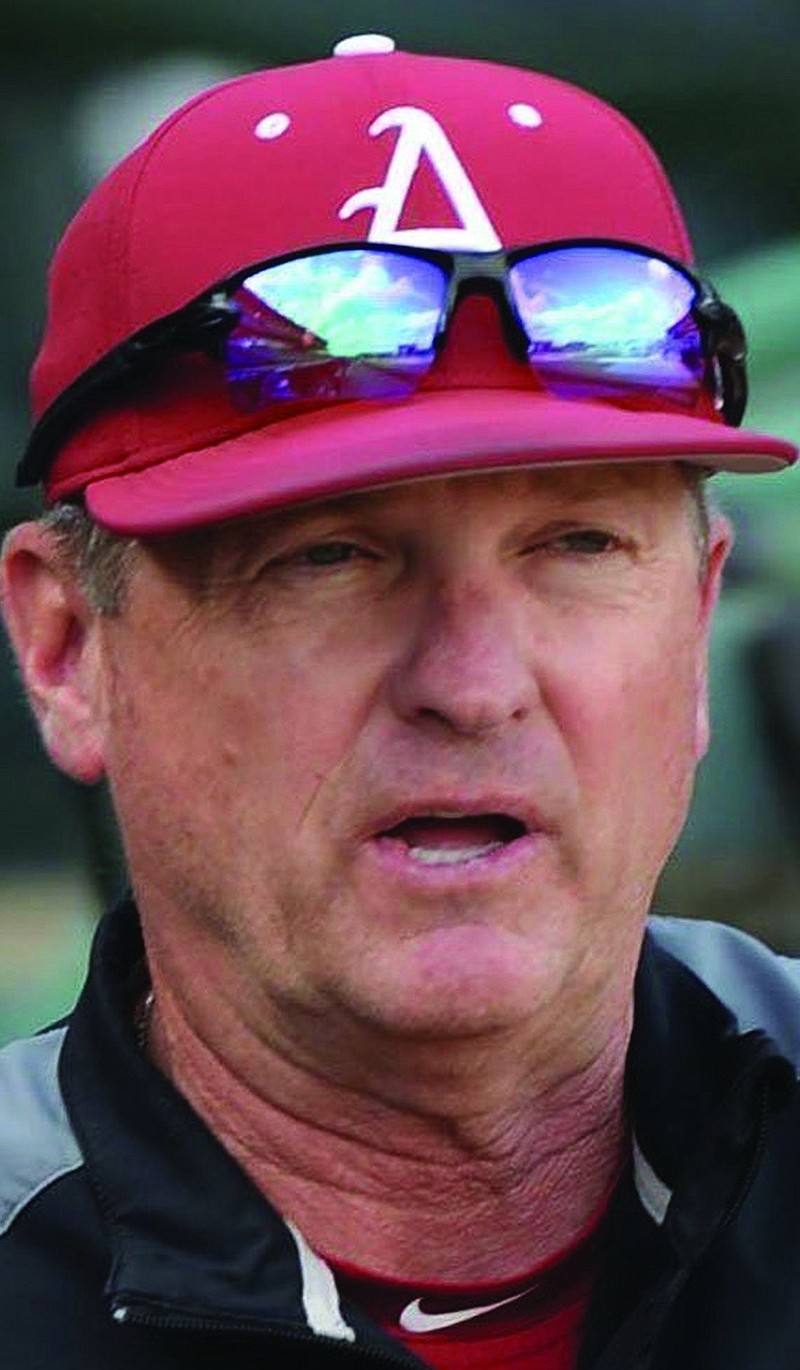 Arkansas coach Dave Van Horn is shown in this file photo.
(NWA Democrat-Gazette/ANDY SHUPE)