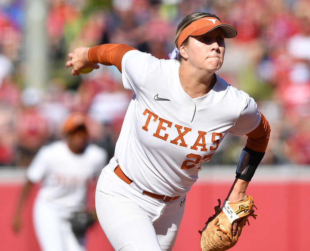 Texas softball: Texas adds five 2022 signees, transfer Hailey Dolcini