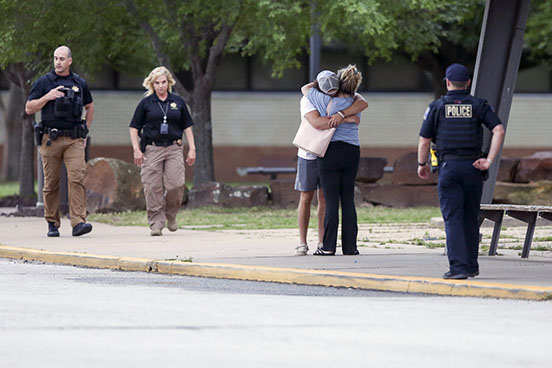 Tulsa gunman kills four victims, himself - Vimarsana News