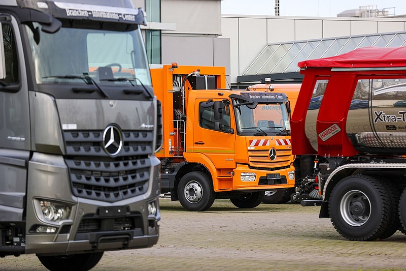 New trucks are parked in February 2021 in the customer delivery center outside the Daimler truck factory in Woerth, Germany.
(Bloomberg News WPNS/Alex Kraus)