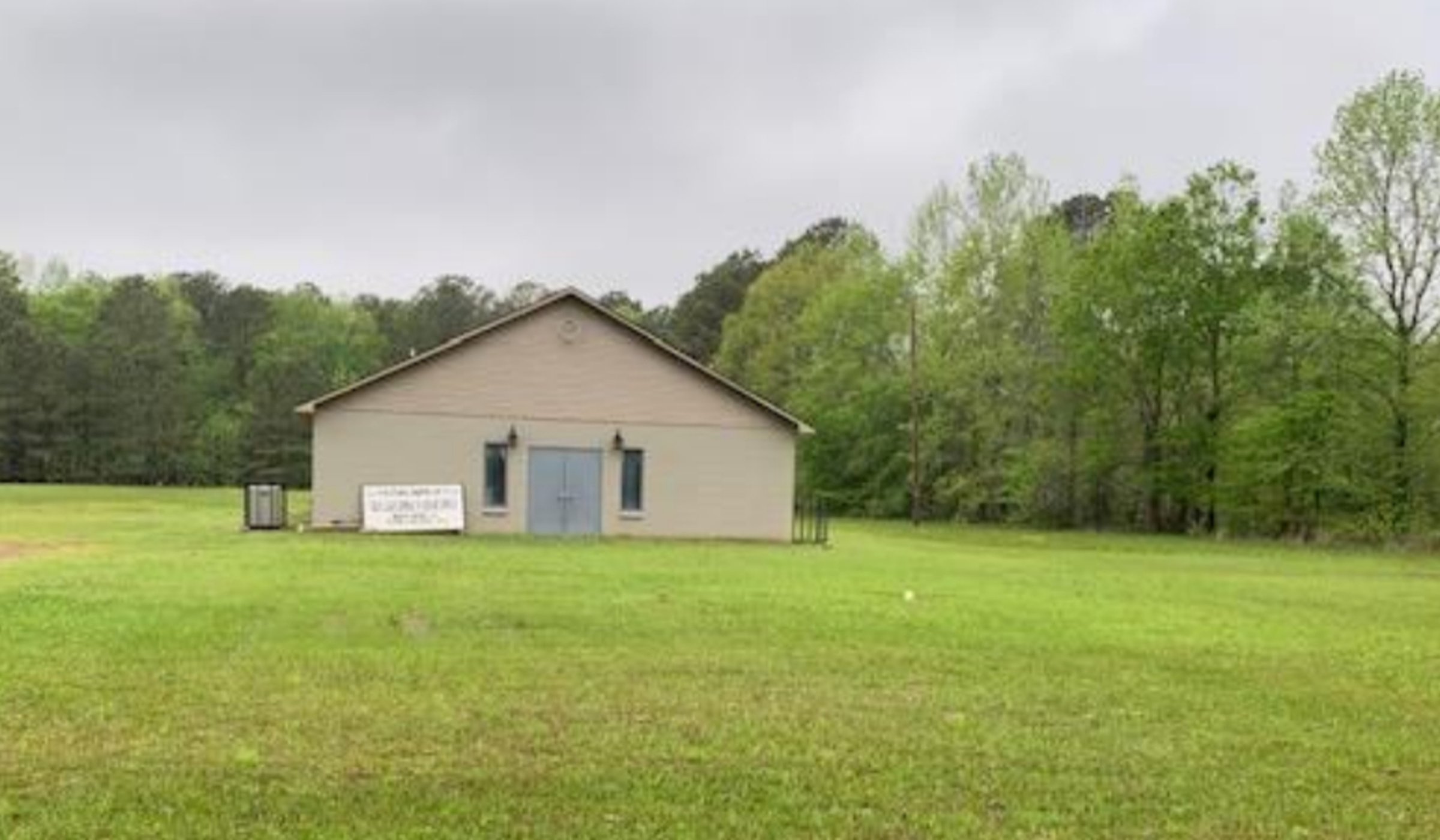 Commission OKs church’s parking
