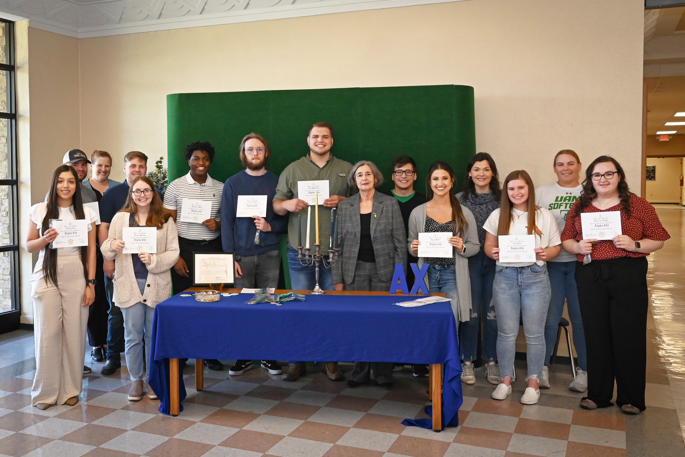 17 at UAM inducted into honor societyand