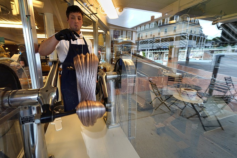 Summer workers in short supply The Arkansas DemocratGazette