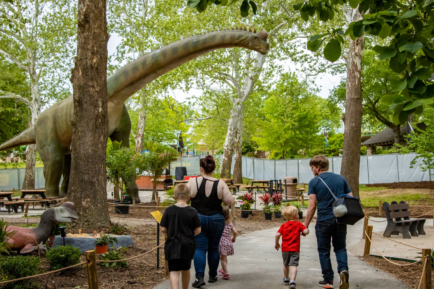 Around Every Corner: Tulsa Zoo summer home to 25 dinosaurs - Vimarsana News
