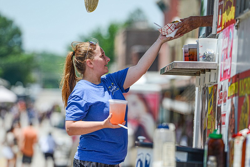 Downtown Van Buren adds food truck festival to Second Saturdays event