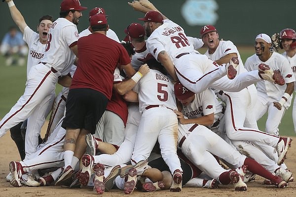 Super Regional baseball 2022: UNC vs Arkansas for CWS spot