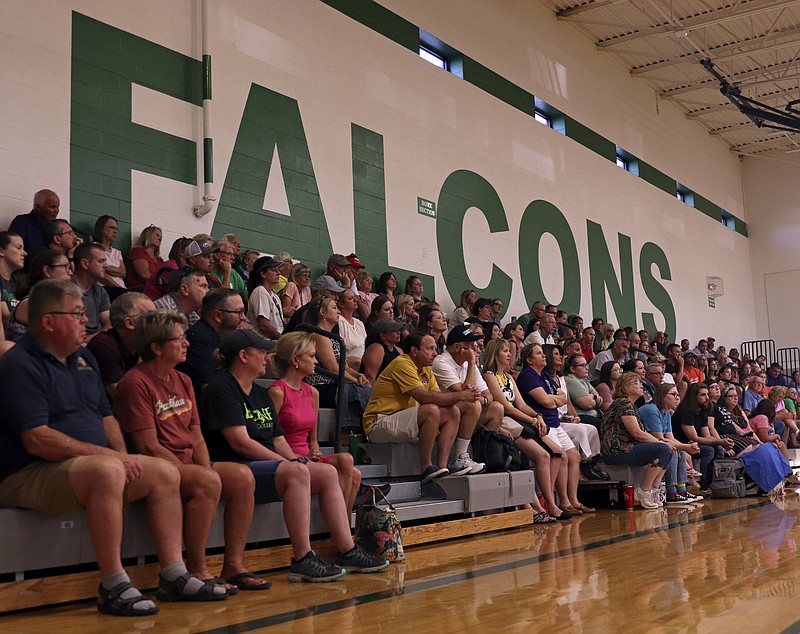 Blair Oaks community voices thoughts to school board’s transgender