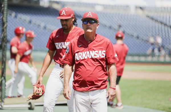 WholeHogSports - Van Horn 'really proud' of former aces in World Series